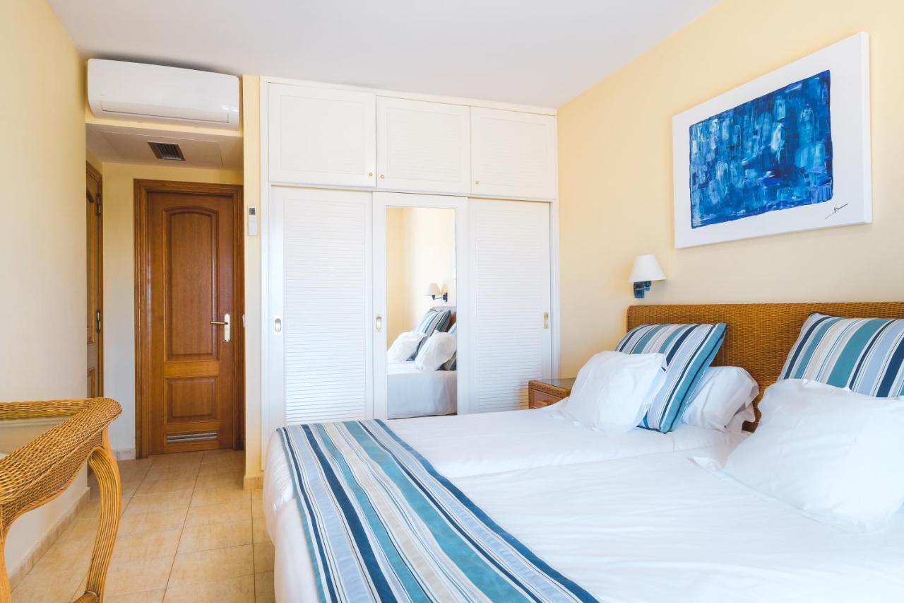 Apartamentos Livvo Coloradamar Плая Бланка Екстериор снимка
