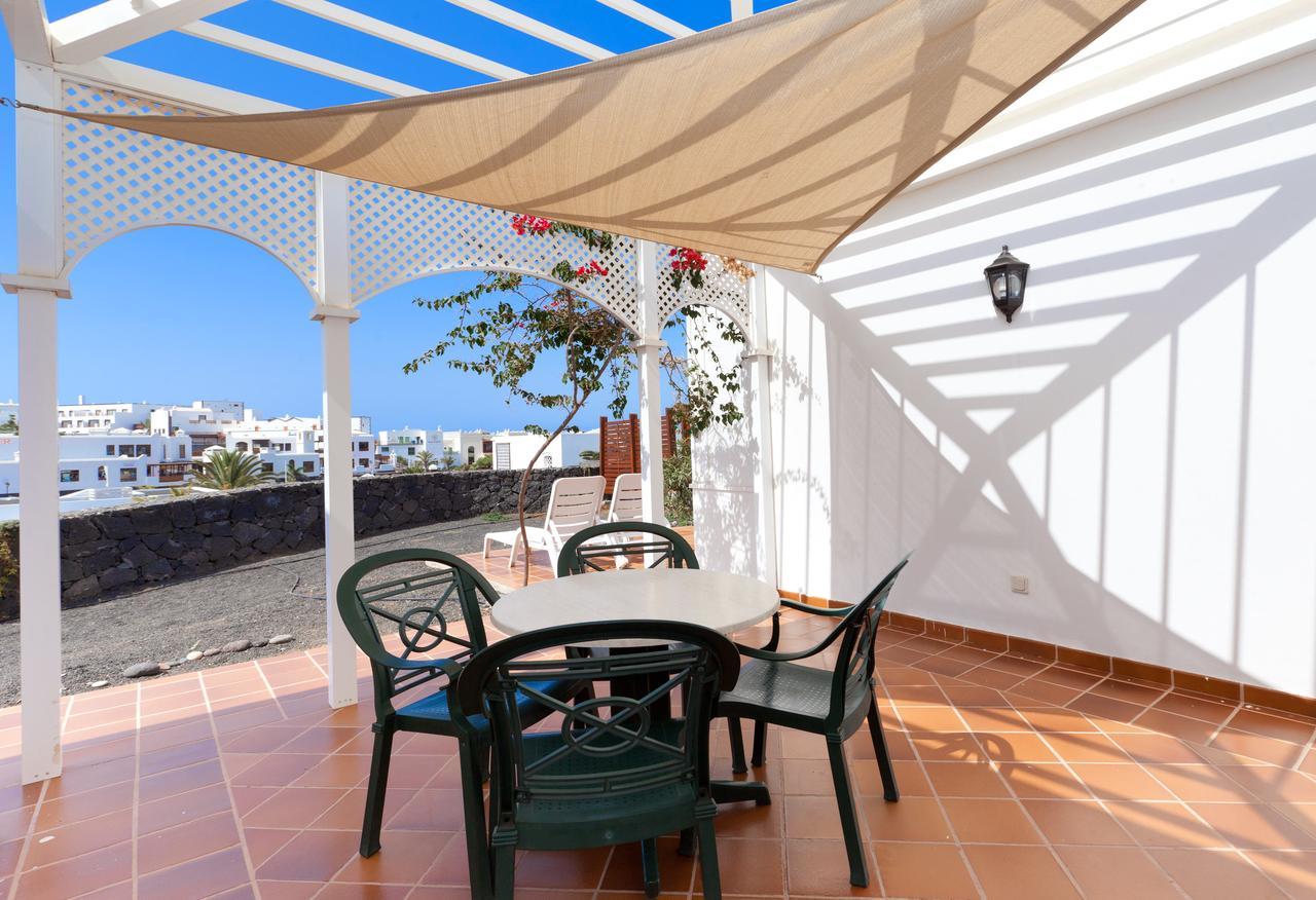 Apartamentos Livvo Coloradamar Плая Бланка Екстериор снимка